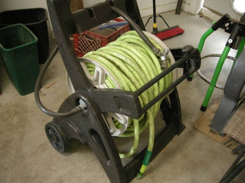 lot 50 image: Hose Reel and Hose