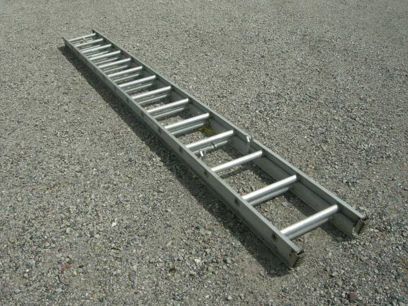 lot 56 image: Keller 25 Aluminum Extension Ladder