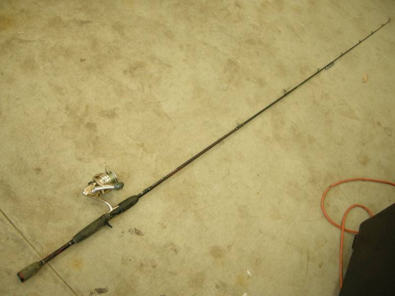 lot 69 image: Abu Garcia, Shimano Rod-Reel Combo