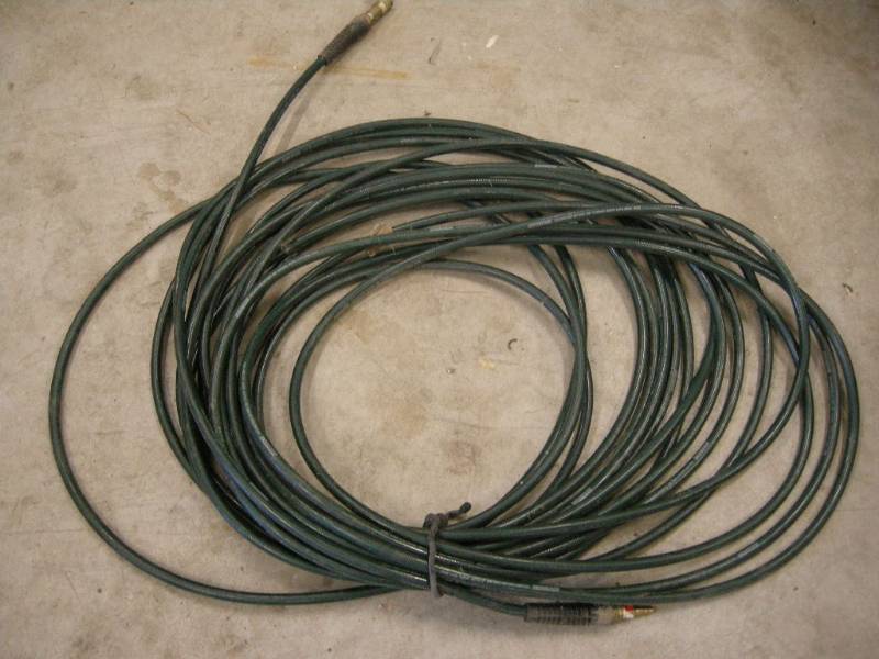 lot 183 image: Masterforce Airhose
