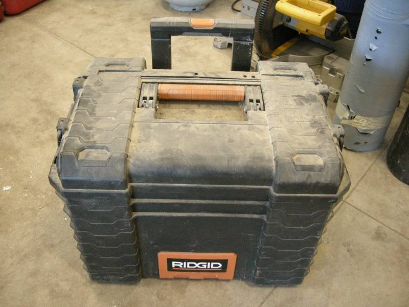 lot 187 image: Ridgid Tool Box Caddy