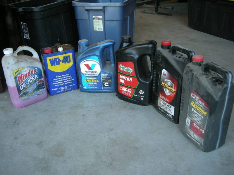 lot 207 image: Automotive Oils, Fluids