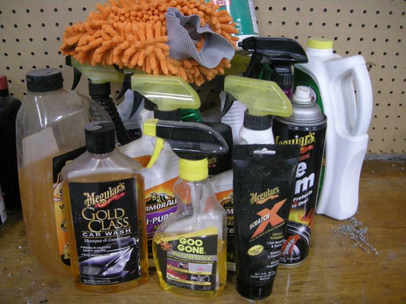 lot 237 image: Automotive Cleaning Fluids