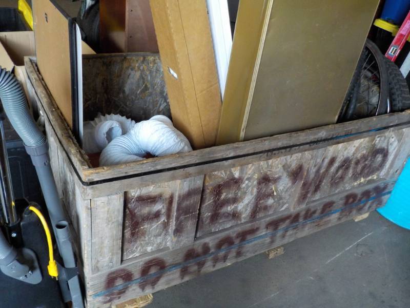 lot 28 image: 34 x 5 Ft Box on Wheels with Every...