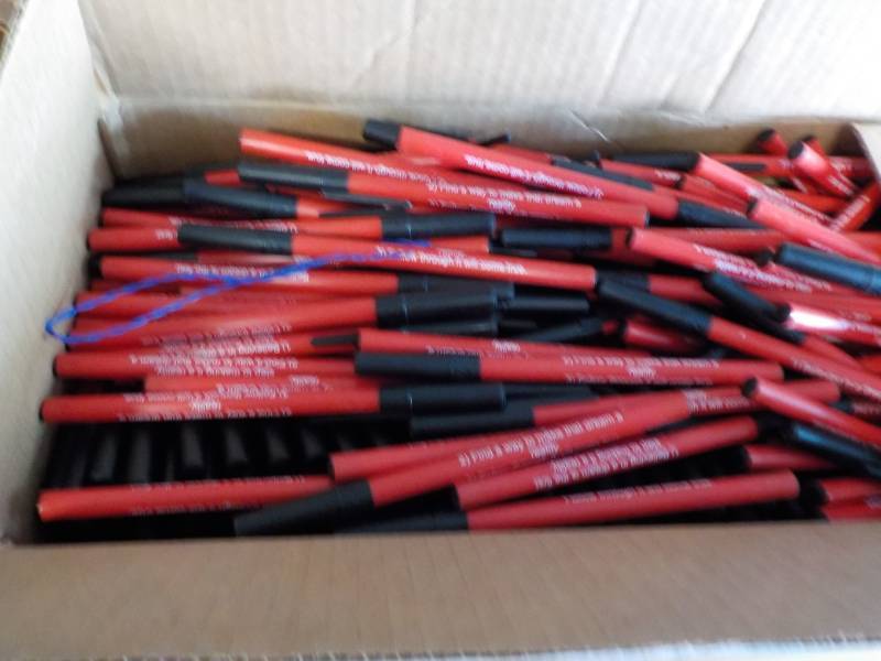 lot 46 image: Large Quantity of Bic Pens...
