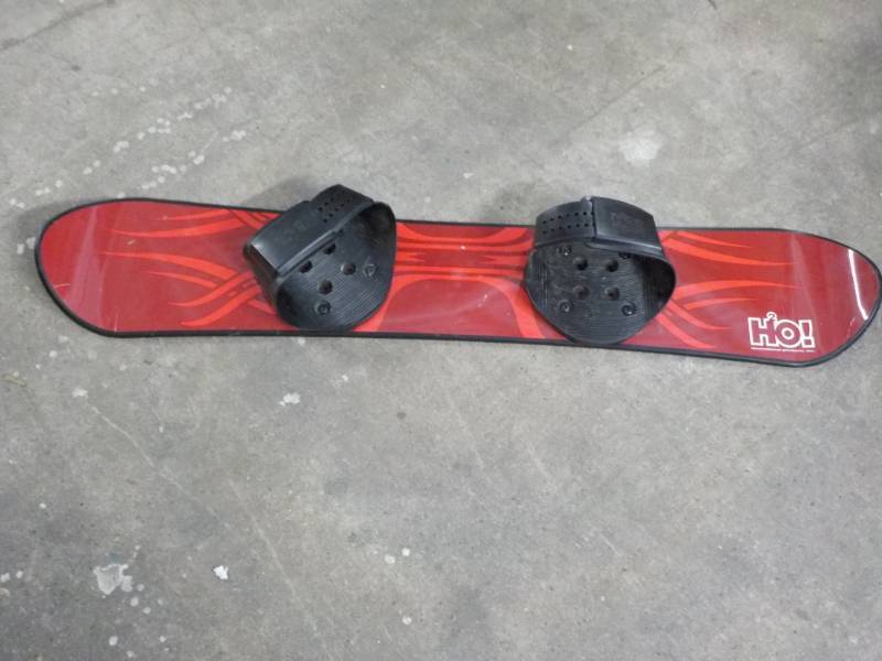 lot 107 image: H20 Snow Board...