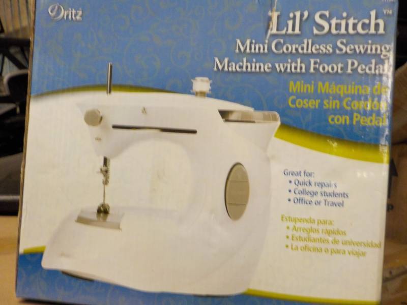 lot 120 image: Lil Stitch Sewing Machine...