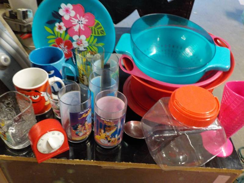 lot 169 image: Character Glasses and More...