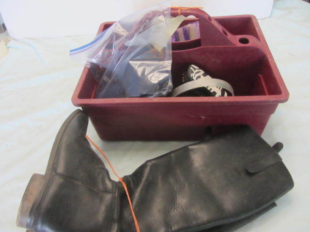 Grooming Kit, Boots