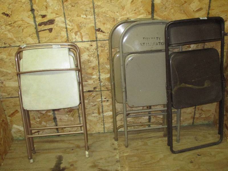 folding chairs
