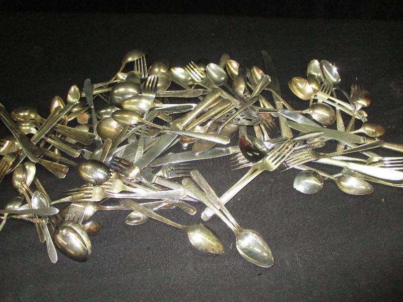tin of silverware