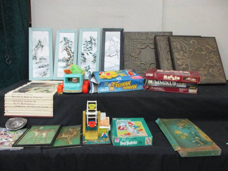 toys look description and photos