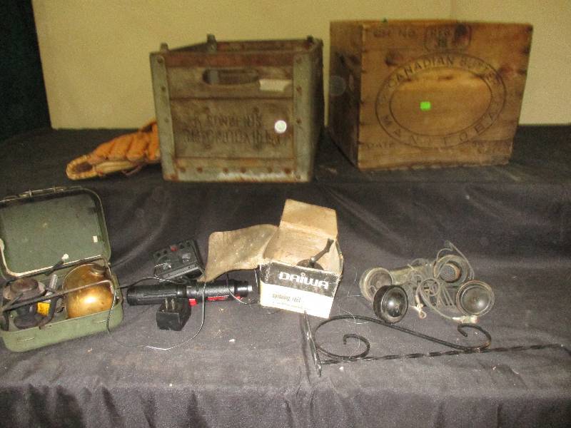 wooden canadian box, misc wooden box from kainz dy chicago Ill, tape measure etc look at photos.
