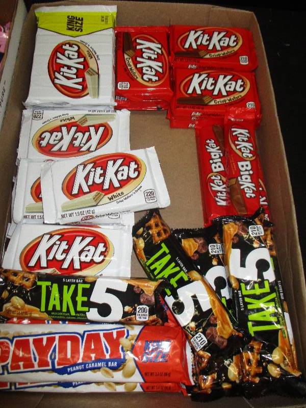 36 bars kit kats and paydays