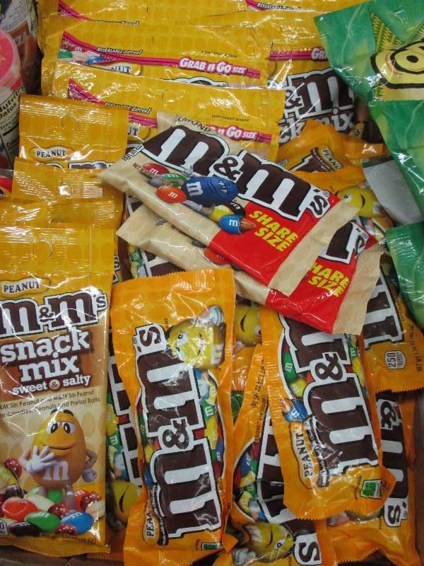 42 peanut mms and mms snack mix on the go