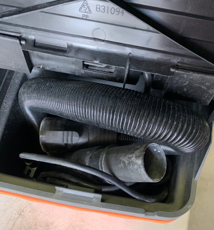 lot 51 image: Ridgid Pro Pack Vac- Salvage will not turn on