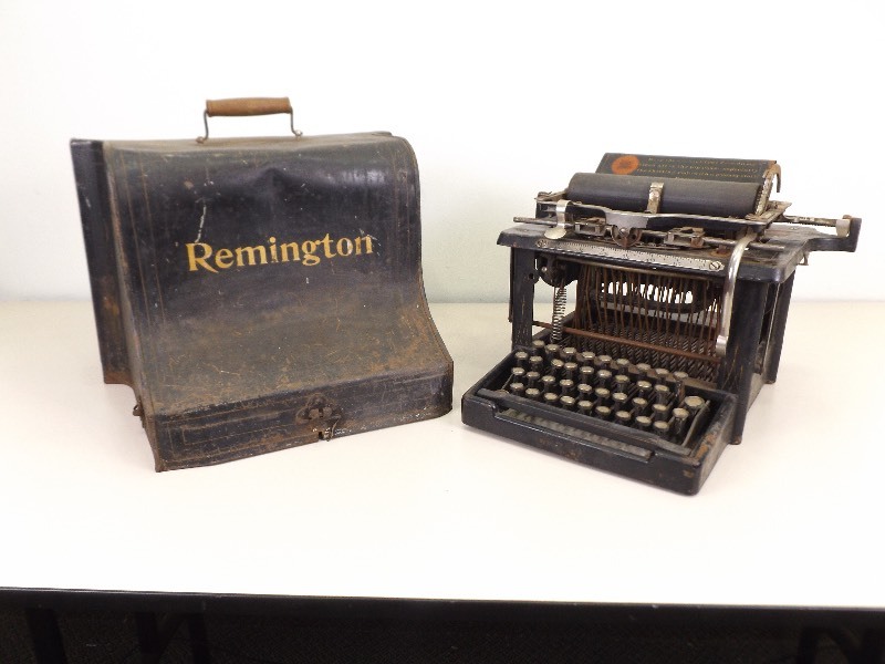 lot 2 image: Antique 1878 Remington Number 2 Commercial Typewriter with RARE Metal Cover