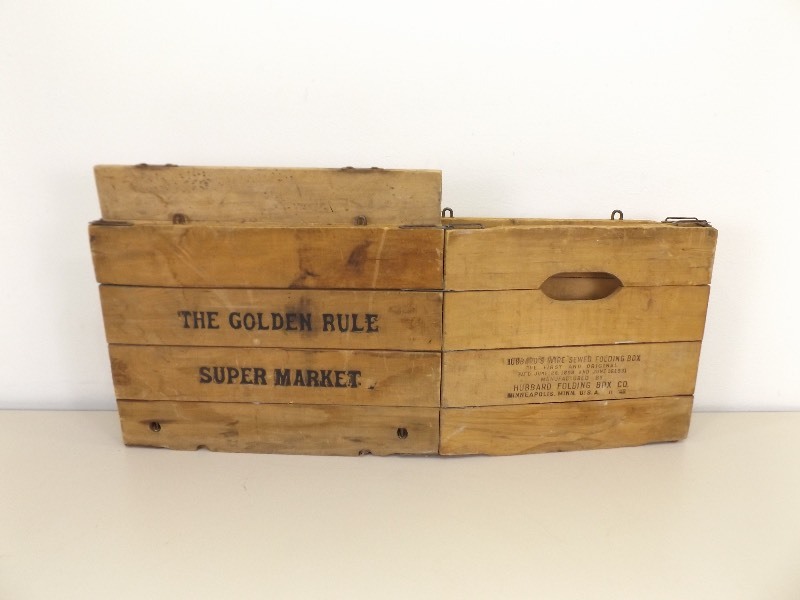 lot 6 image: 1930s Folding Wood Advertising Crate