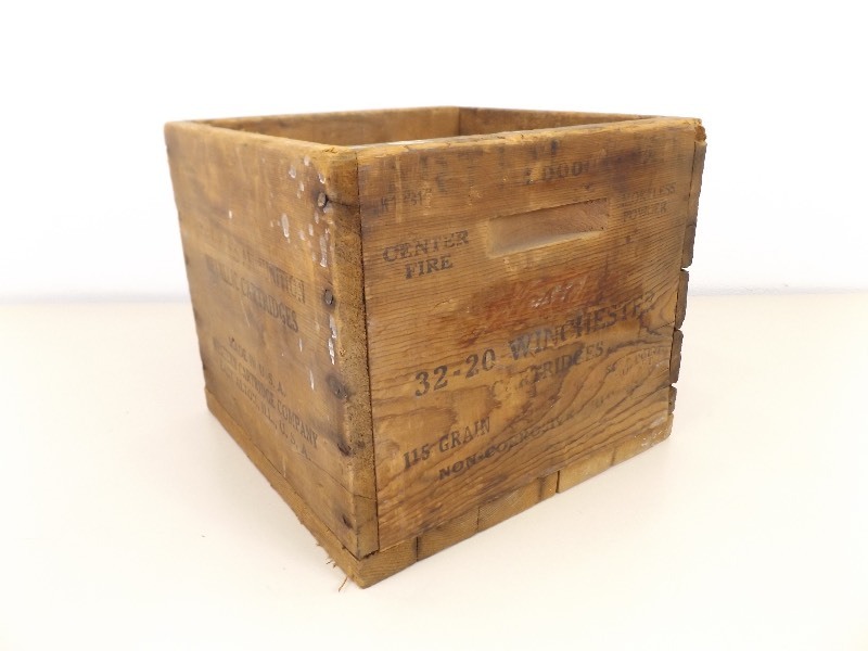 lot 8 image: Antique Western Winchester Wood Ammo Box