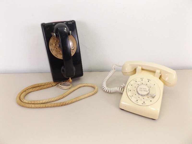 lot 35 image: 2 Vintage Rotary Telephones