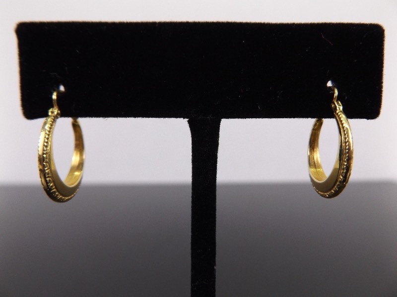 lot 53 image: 14k Yellow Gold Hoop Hook Clasp Earrings