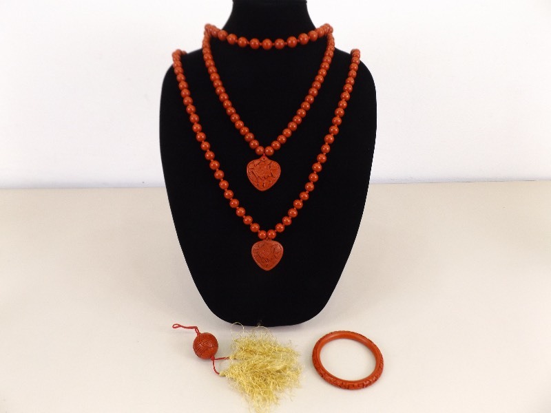 lot 64 image: Lot of Vintage Cinnabar Jewelry