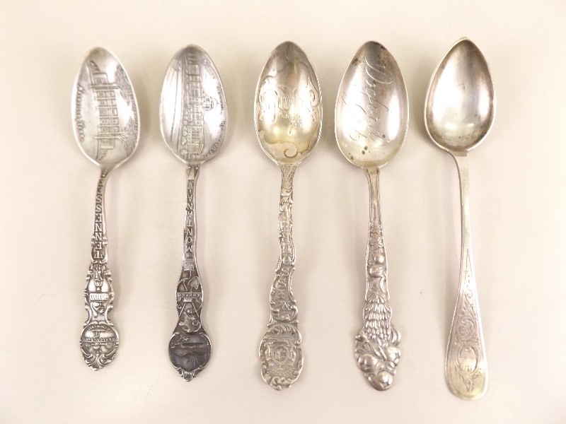 lot 69 image: 5 Antique Sterling Silver Souvenir Spoons