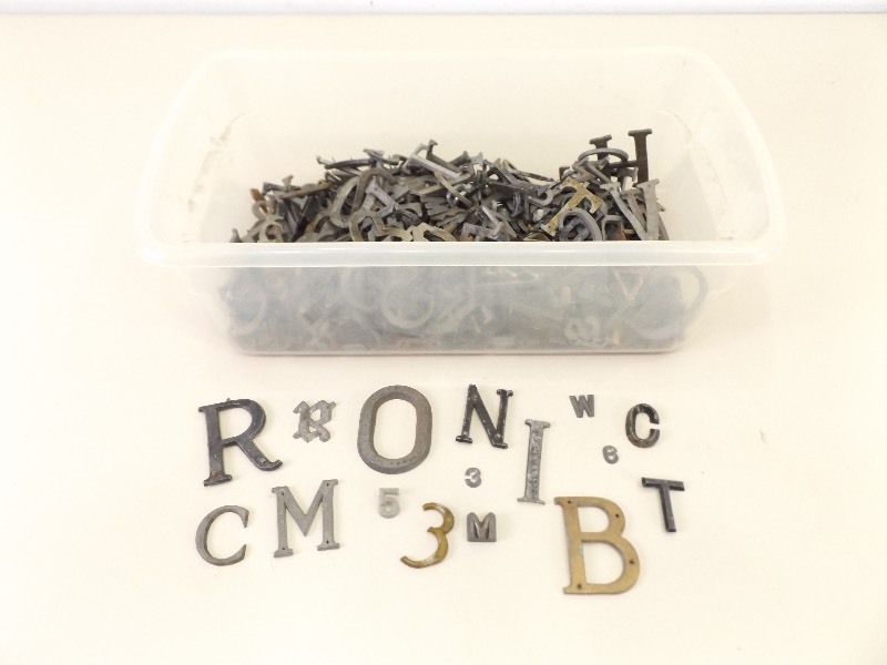 lot 98 image: Large Lot of Lead Numbers and Letters