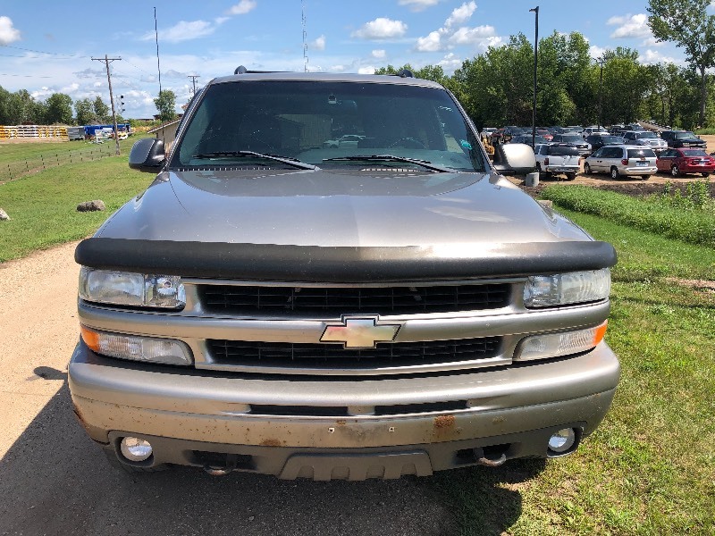 2002 Chevrolet Suburban 4x4 No Reserve