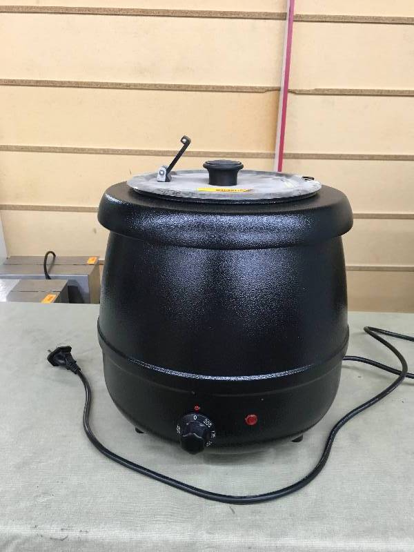 lot 594 image: Glenray Kettle