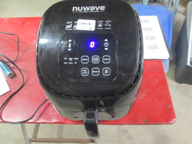Nuwave Air fryer slightly used ...