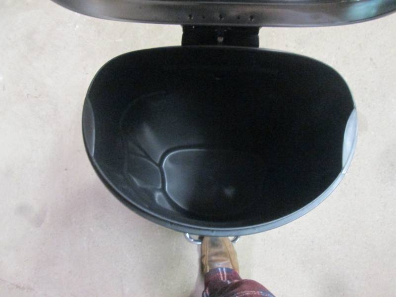 Task stool and chair (crack in seat...