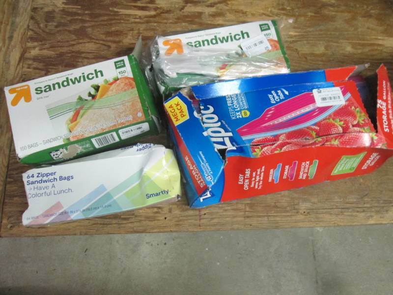 lot of sandwich bags damage packagi...