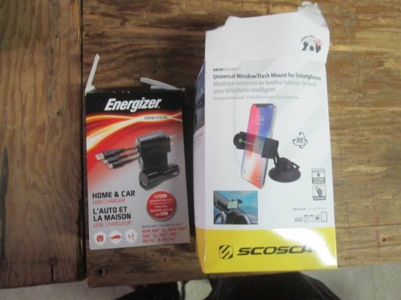 universal dash mount  home and car...
