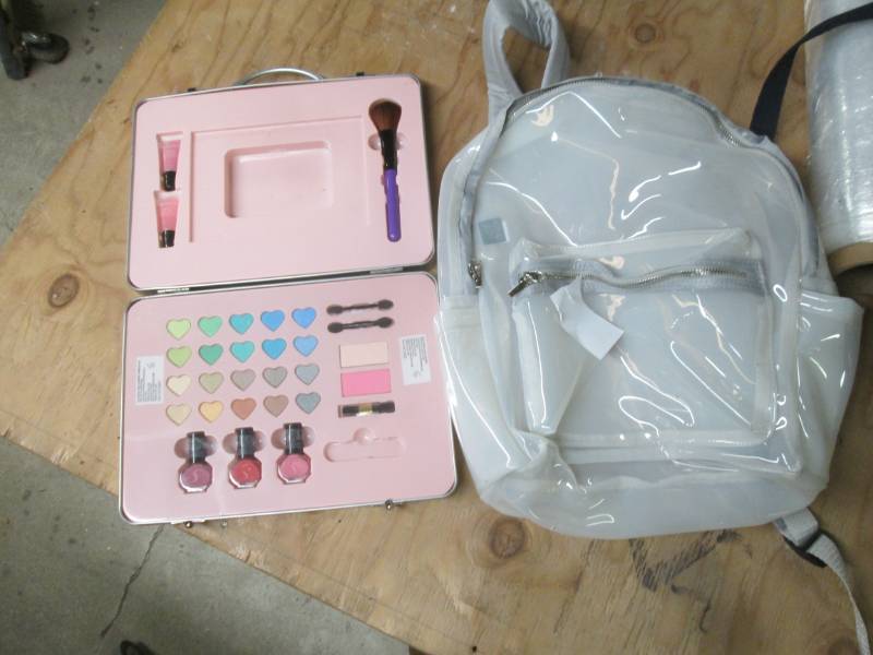 Clear bag  make up kit...