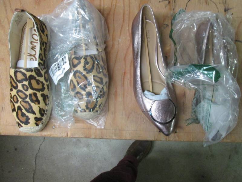 size 8 women shoes...