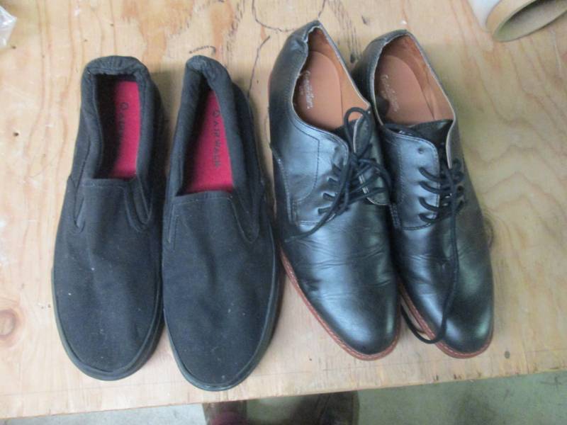 size 10 mens black shoes...