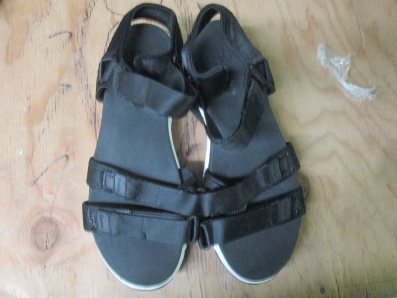 sketchers womens black yoga sandal...