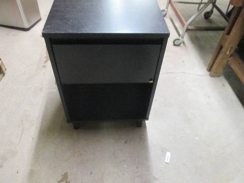 side table scratched see picture...
