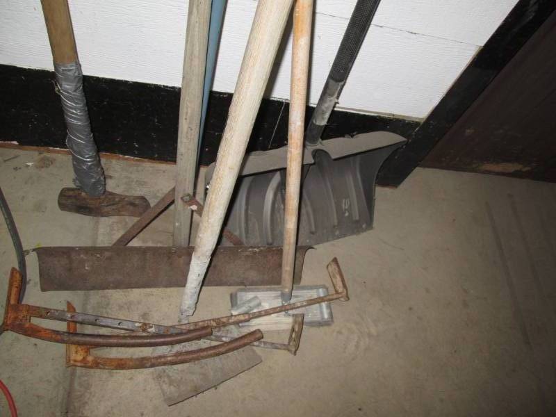 Lot of hand tools