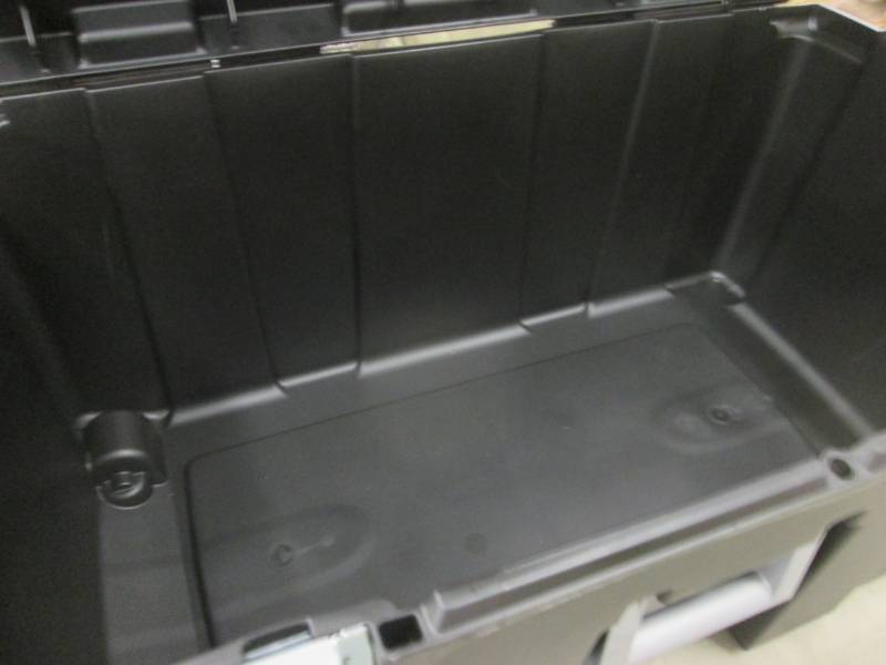 Sterilite Footlocker 31 14 x 17 5...