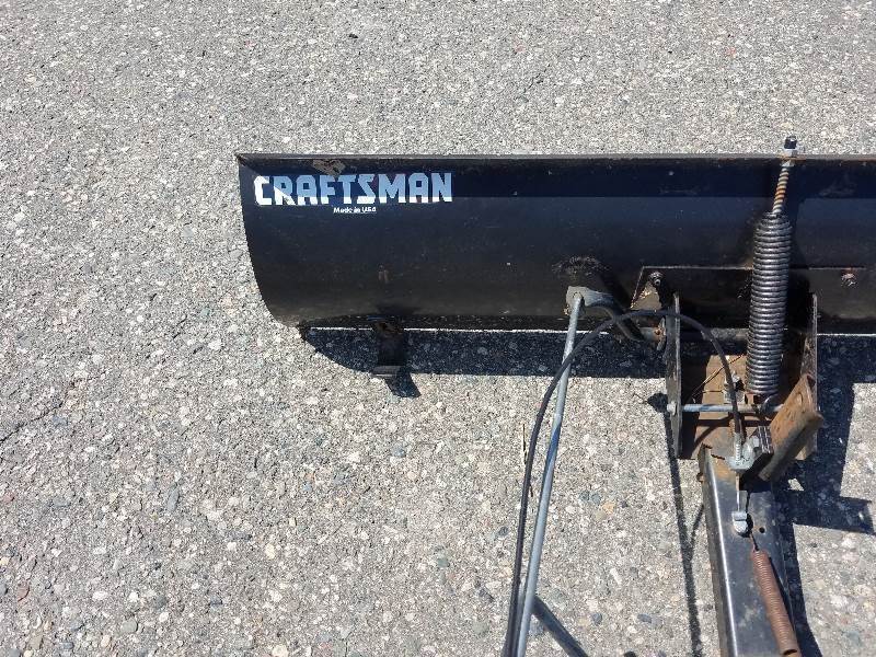 lot 4 image: Craftsman Snowplow
