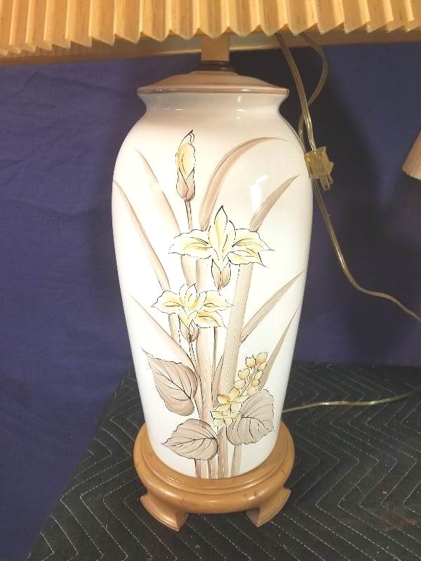 lot 28 image: Table Lamps