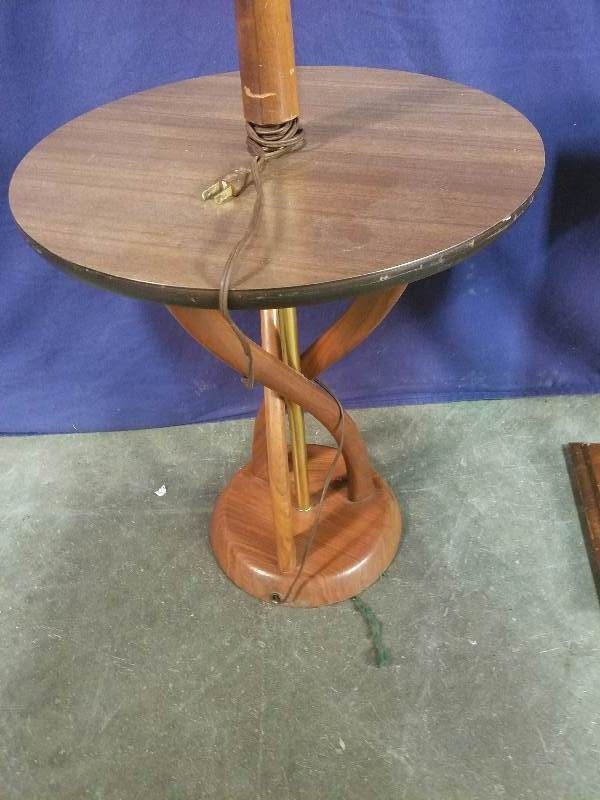 lot 29 image: Floor Lamps