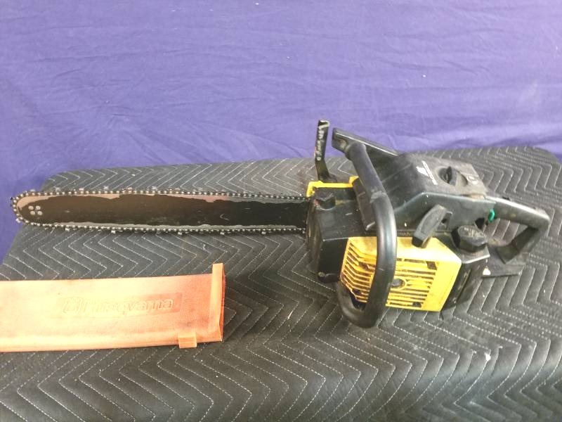 lot 49 image: Chainsaw