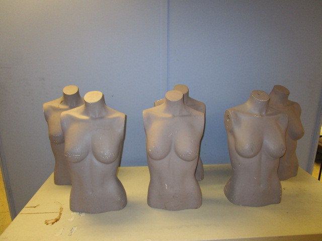 lot 301 image: FEMALE HALF MANNEQUIN BUSTS