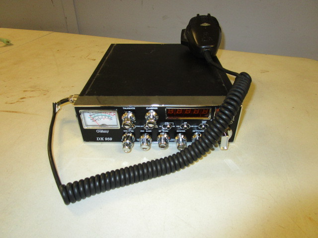 lot 350 image: GALAXY CB RADIO