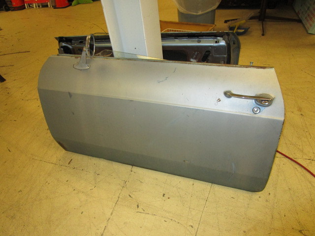 lot 366 image: CAR DOORS WITH WINDOWS