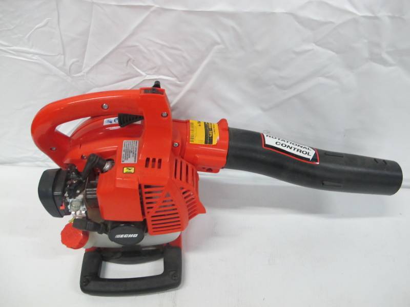 lot 25 image: ECHO 165 MPH 391 CFM 25.4 cc Gas 2-Stroke Cycle Leaf Blower Vacuum - AS IS