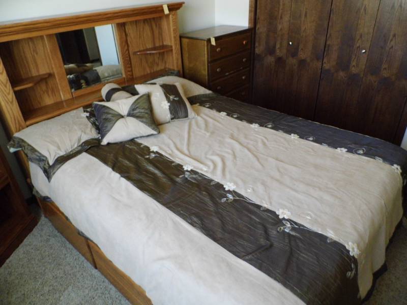 Queen Bed